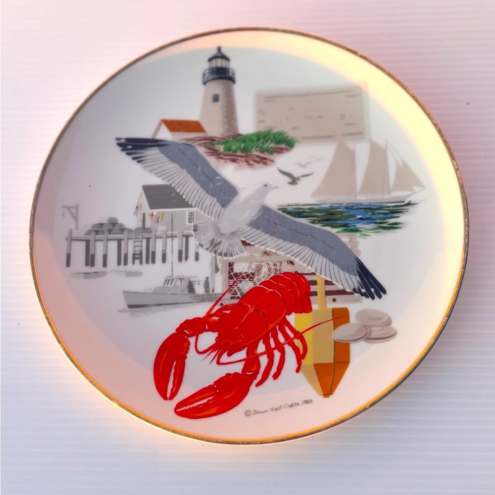 Vintage 1983 Down-East Crafts Maine Lobster Lighthouse Plate
